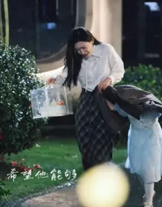 《婚色已晚》:当爱情遭遇背叛,婚姻走向何方?情感悬疑佳作